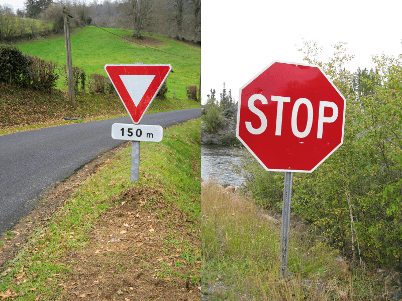 Casablanca road signs