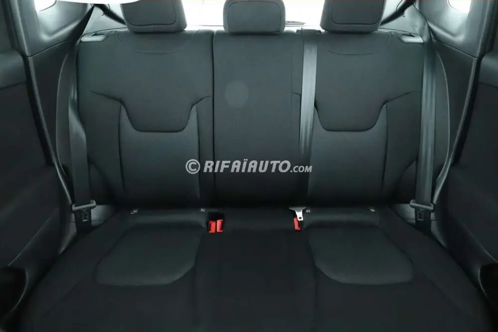 location-jeep-renegade-casablanca-interieur-3