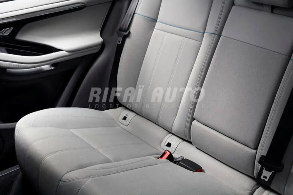 verhuur-range-rover-evoque-casablanca-interieur-2
